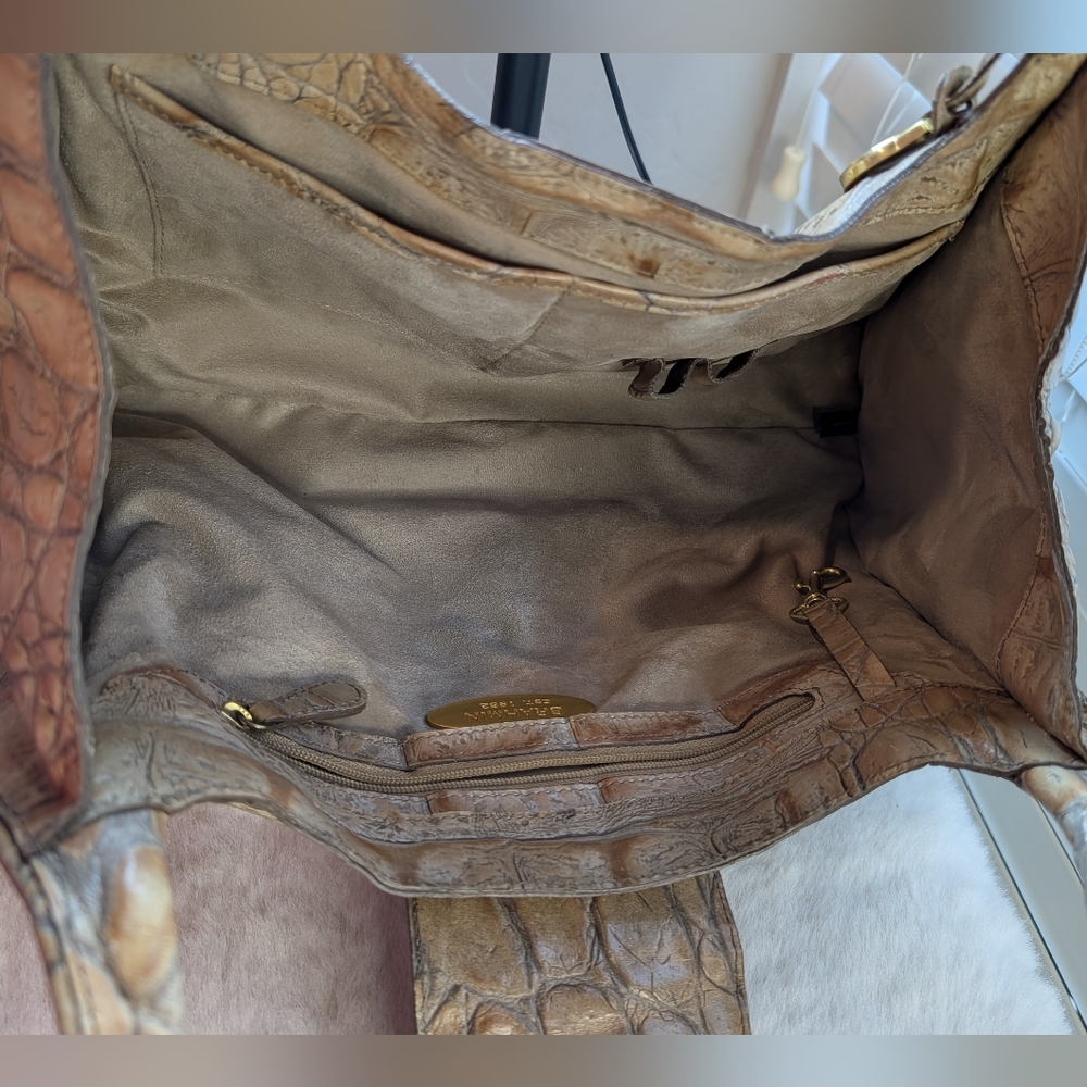 Vintage Brahmin Croc-Embossed Structured Leather Satchel | Beige | Gold Hardware - Picture 16 of 16